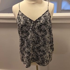 NWT Halogen sleeveless top